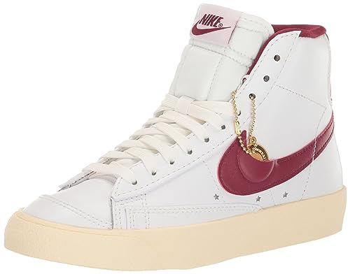 Nike Damen Blazer Low '77 Se Sneaker, Weiß Team Red Muslin MTLC Gold Star, 39 EU