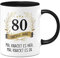 Tassenbrennerei 80. Geburtstag Tasse - 80 knackige Jahre Mal knackt es hier mal knackt es da - Geburtstagsgeschenk lustig - Geschenk (80, Schwarz)
