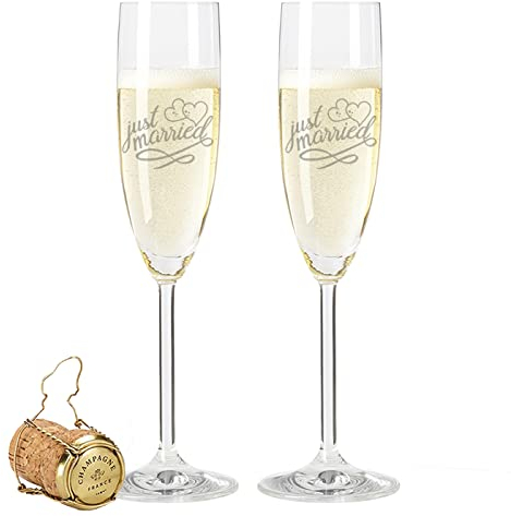 Leonardo Champagne Flutes with Engraving in Set - Just Married - Perfect as a Wedding Gift for the Bride and Groom - Personal Wedding Gift for Him and Her - Suitable for Champagne and Champagne