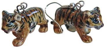 Tiger Cub Porzellan-Ohrringe, handbemalt, Glücksbringer, spiritueller Tierschmuck, Porzellan