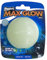Chuckit – Max Glow Ball Medium – Phosphoreszierender Ball für Hunde – Gummiball – weich im Mund – verstärkt die Komplizenschaft – Größe Medium – Durchmesser 6,5 cm