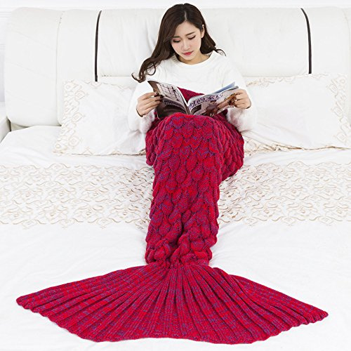 Devola Meerjungfrau Decke Damen mit Stricken Muster Winter warme Handarbeit Meerjungfrau Decke Weiche Schlafsack Tasche Niedlich Meerjungfrau-Geschenk Rot 90x55cm 1 Stück