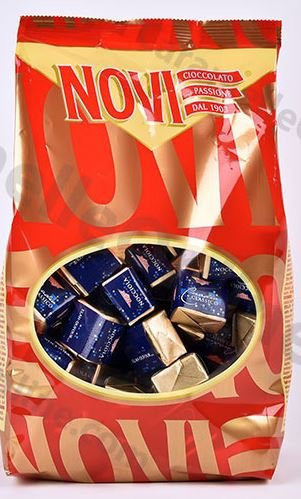 Novi, Cuadro Classico - pralina alla nocciola, 1000 grammi