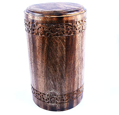 Hind Handicrafts Runde hölzerne gravierte Urnen für menschliche Asche Erwachsene – Holzbox Rosenholz Einäscherungsurnen für Asche – Beerdigungsurnen groß (29,8 x 16,5 x 16,5 cm, Antik 2)
