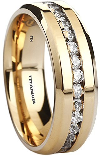 BESTTOHAVE Mens Titanium Ring -8mm Wide Simulated Diamonds Classic Unisex Gold Tone Wedding Engagement Band Ring -SIZE R