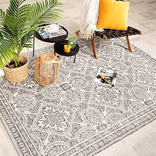 FRAAI | Home & Living In- & Outdoor Teppich - Summer Oriental Hellgrau - Wetterfest - Polypropylen - Flachgewebe - Balkon, Garten/Terrasse - Terrasse - Rug