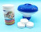 Cloro 10 Acciones + Dosificador Flotante | Mantenimiento de Piscina | Tratamiento Multiacción | Formato 1 kg | POOLiberica