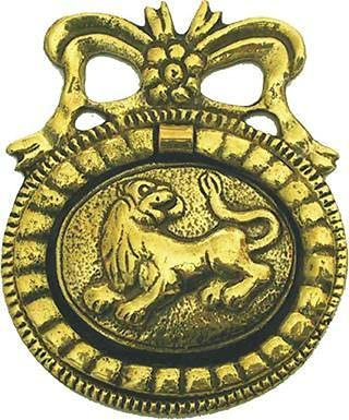 Antikhof Möbelbeschlag Barock Messing gegossen Patiniert,Größe: 6,0 x 7,2 cm,Bestellnummer: MK 065B