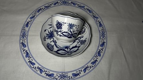 Triptis Zwiebelmuster Porzellan Tee-Kaffee-Tasse mit Untertasse, Blau, spülmaschinenfest, alltag Geschirr, in sehr gutem Zustand.