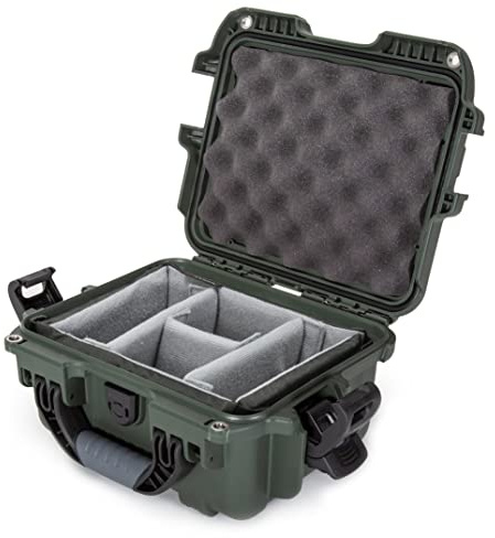 NANUK 905 Waterproof Hard Case with Padded Dividers - Graphite