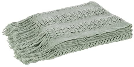 J-Line Kuscheldecke in Hellgrün, Stilvolle und Moderne Tagesdecke als Bettüberwurf, Perfekt als Fleecedecke, Couchdecke, Sofadecke oder Schlafzimmer Deko, 143 x 195 cm