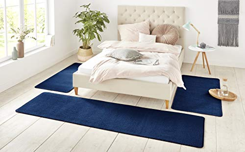 Hanse Home Nasty Alfombra para Borde de la Cama, 3 Piezas, Alfombra de Cama de Pelo Corto, Monocolor, Juego de Corredores para habitación de los niños, Dormitorio, Azul Oscuro, 2 x 70 x 140 cm y 1 x