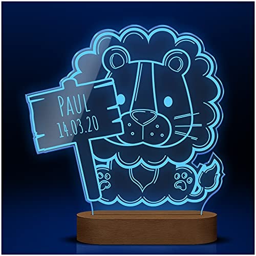 CHRISCK design Löwe Schlummerlicht LED Lampe aus Acrylglas mit Holzsockel | Nachtlicht Kinder mit individueller Gravur | Tolles Geschenk für Kinder zB Geburt Taufe Geburtstag Mädchen Jungen