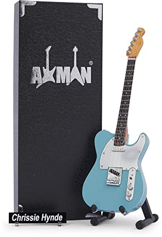 Axman Chrissie Hynde Miniatur-Gitarren-Nachbildung, handgefertigt, Ornament, 1/4 Maßstab, inklusive Displaybox, Namensschild und Miniatur-Gitarrenständer