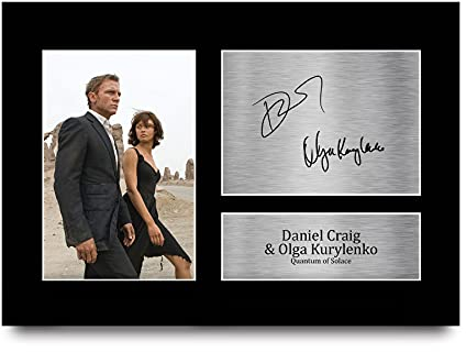 HWC Trading A4 Daniel Craig & Olga Kurylenko James Bond Quantum of Solace Geschenk Wandbild für Film-Fans