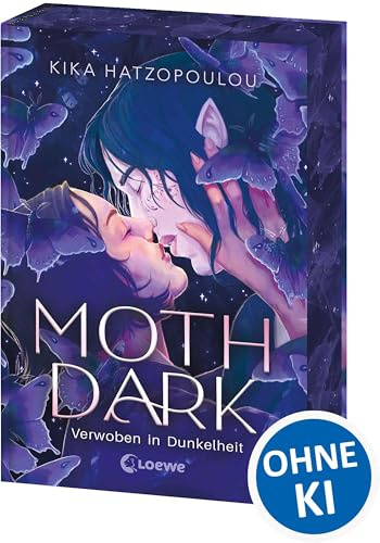 Moth Dark: Verwoben in Dunkelheit - Düsteres YA-Romantasy-Standalone zwischen Raum und Zeit - Star Crossed Lovers x Enemies to Lovers - Mit Farbschnitt und Charakterkarte in der 1. Auflage