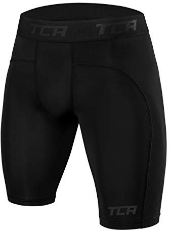 TCA Jungen Pro Performance Kompressionsshorts, Schnelltrocknendes Baselayer Unterhose Tights Kurz Hose Laufunterwäsche - Schwarz, 6-8 Jahre