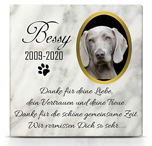 TULLUN Individueller Personalisierter Weißer Natur Marmor Gedenkstein für Hunde, Katze und andere Haustiere - Größe 10 x 10 cm - Personalisiert Text und Foto