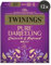 Twinings PURE DARJEELING Schwarzer Tee im Teebeutel - zarter Schwarztee mit einem Hauch Muskat, gepflückt in den Anbaugebieten der Himalaja-Region, 12er Pack (je 10 Beutel)