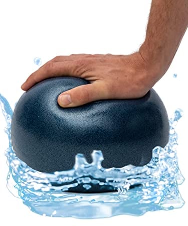 Traptix® Robuster & Kleiner Wasserball aufblasbar - Phthalatfrei & BPA-frei - Griffiger Soft-Strandball für Klein & Groß - Riesen Spaß im Wasser und an Land (23cm, blau)