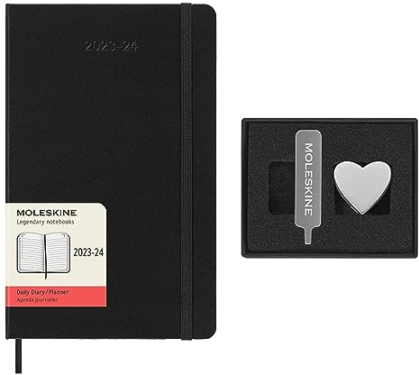 Moleskine Daily Planner 2023-2024 + Moleskine Heart Pin für Notizbuch, 18-Monats-Agenda mit Schwarzem Hardcover 13x21cm, Silver Herz Pin, Individuelle Geschenkideen