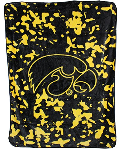 College Covers Everything Comfy Iowa Hawkeyes Soft and Warm Huge Raschel Throw Blanket, 86 x 63