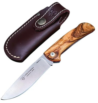 Navaja Cudeman 389-JM Mini Pandora con hoja de acero Böhler N690Co de 8 cm y empuñadura de juma, olivo o nogal de 10 cm para Caza, Pesca, Supervivencia + Portabotellas Regalo (Olivo CON funda)