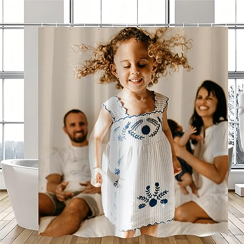 GLIKW Duschvorhang Mit Eigenem Foto Name, Personalisierte Foto Duschvorhang Wasserdicht Schnelltrocknend Duschvorhang Mit 12 Duschvorhängeringen Für Home Badezimmer Weihnachten Geschenk