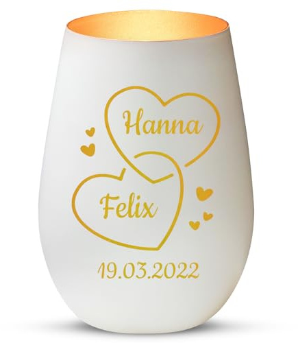 Love Faith personalisiertes Windlicht - Zwei Herzen - Weiß/Gold | Stimmungsvolles Teelichtglas - Graviere Namen & Datum - Romantisches Geschenk für Paare zum Jahrestag