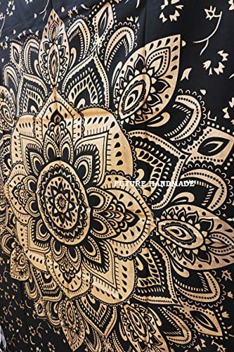 FUTURE HANDMADE Wandteppich mit Mandala-Motiv, Schwarz goldfarben