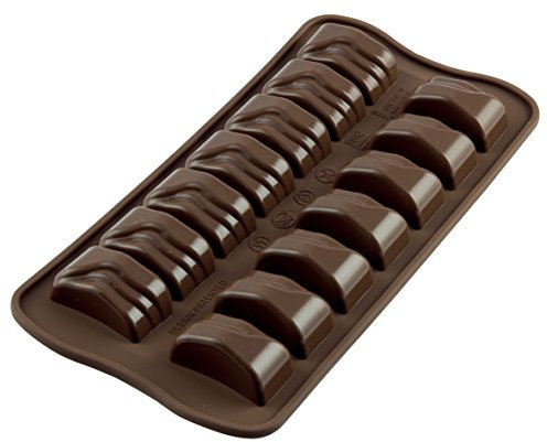 Silikomart | SCG09 Molde de Silicona para Chocolates Jack, Antiadherente, 14 Chocolates, Pack de 1 Molde para Dulces, Easy Choc, 37 x 20 mm, h 20 mm, Made in Italy
