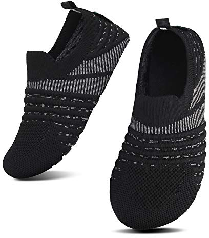 SAGUARO Kinder Hausschuhe Jungen Pantoffeln Mädchen Slippers rutschfest Yoga Kleinkinder Schuhe Unisex-Baby Indoor Weich Walkingschuhe Hüttenschuhe Dunkelschwarz 26/27 EU