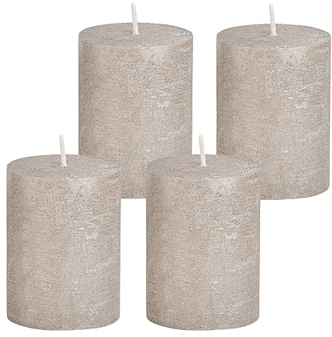 itsisa Stumpenkerze, durchgefärbt Shimmer Finish Silber (4er Set) 9 x 6,8 cm - Kerze für Adventskranz, Kerzen