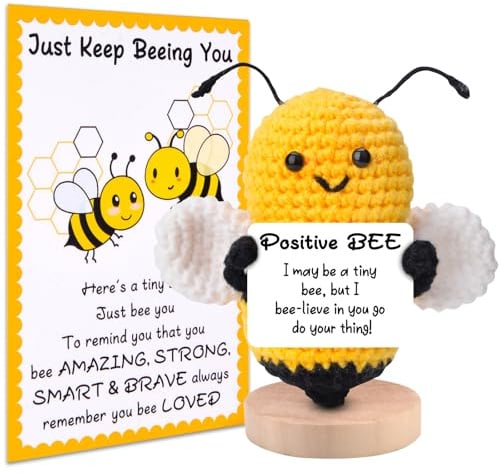 Pipihome Potato Pocket Hug Geschenk, Positive Potato, Mini-Plüsch Figuren Lustige Potato Puppe, Kreative Strickwolle Kartoffel Puppe mit Positiver Energiekarte für Paare, Familien, Freunde, Patienten