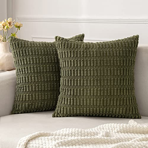 MIULEE 2er Set 45x45 cm Kordsamt Kissenbezüge Moderne Kissenhüllen Dekorative Sofakissen Dekokissen Weicher Zierkissenbezug für Wohnzimmer Sofa Schlafzimmer Boho Dekor Olivgrün