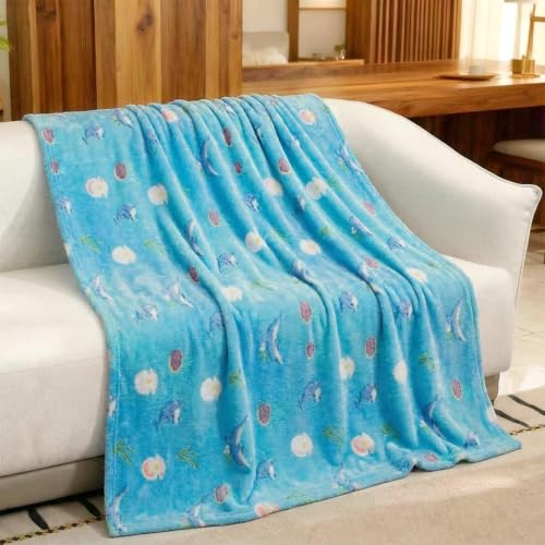 LXTOPN Kuscheldecke Kinder, Dinosaurier Decke, Einhorn Decke Leuchtet im Dunkeln, Flanell Wohndecke für Jungen und Mädchen (Blau-Ozean, 130x150cm)