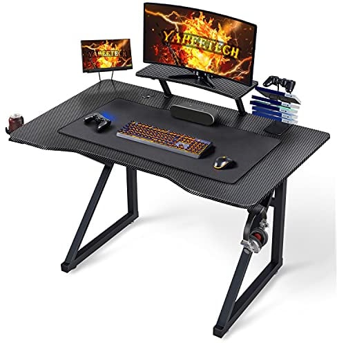 Yaheetech Scrivania da Gioco Ergonomica Scrivania Gaming Scrivania per Computer Tavolo Porta PC Gambe a Forma K con Ampio Mouse Tappetino Supporto a Gancio per Cuffie Porta Bicchieri 111X70,5x91cm