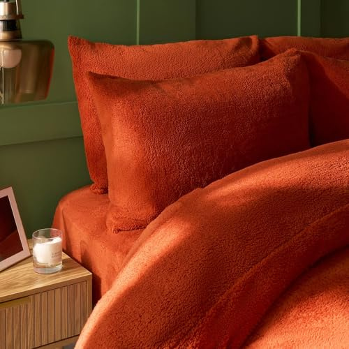Brentfords Teddy Fleece Pillow Cases 2 Pack, Super Soft Winter Warm Polyester Thermal Teddy Bear Pillow Cases Hotel Quality Cosy Fluffy Plain Fleece Pillow Cover Luxury Bedding, Rust