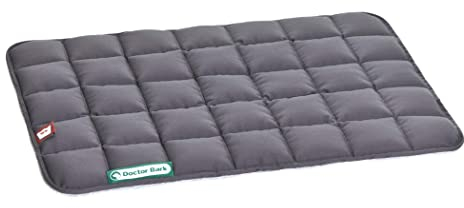 Doctor Bark Hundedecke – weiche, hochwertige Hundematte für kleine Hunde/Welpen, robuste Indoor-Outdoor Liegedecke, waschbar bis 95 °C (Gr. S, 65x50 cm, Grau)