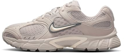 Nike W Nike V5 RNR Running Shoes