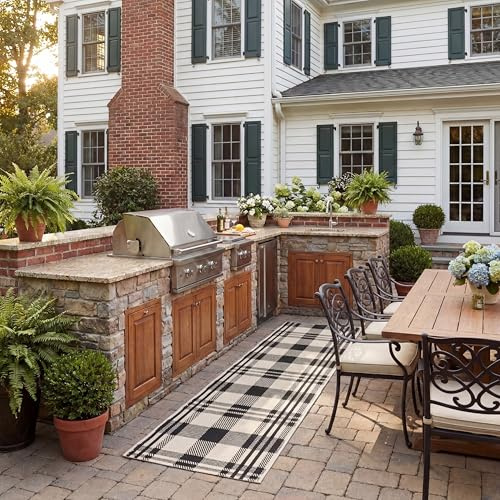 SAFAVIEH Washable Rug Outdoor Courtyard Collection - 2'3 x 6'7 Runner, Black & Bone, Plaid Pattern, Non-Shedding & Easy Cleaning, Ideal for Patio, Entryway, Mudroom, Hallway, Kitchen (CY6201-216)