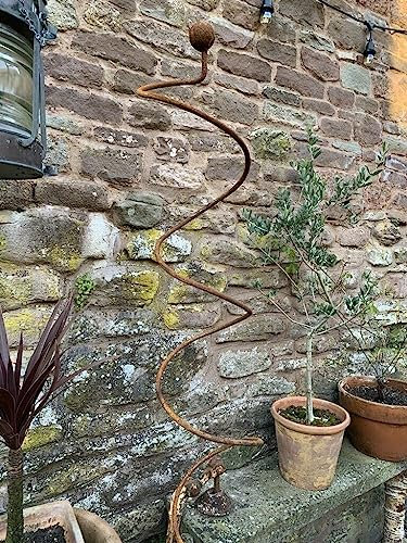 Rustic Metal Plant Support 1.5m Rusty Garden Spring Climber - Twisted Garden Stake Spiral Frame for Flower Beds - Garden Art Decor - Stake