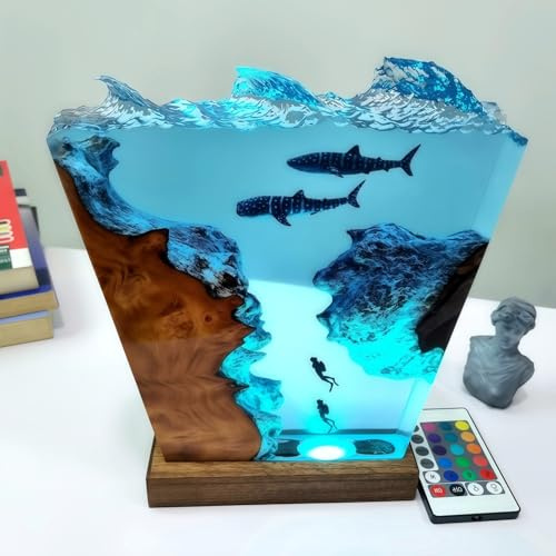Drawelry 3D Harz Ozean Nachtlicht Tier Figuren Ornamente mit Holz Sockel Epoxidharz Marine Wale Haie Taucher Statue Mehrfarbige USB-Kabel Tischlampe für Wohnzimmer Schlafzimmer Kinderzimmer Deko (A10)