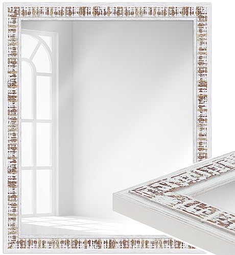 WANDStyle Spiegel 47x57 cm im Landhaus-Stil aus Holz, großer Nussbaum-Optik Wandspiegel, Made in Germany - H630