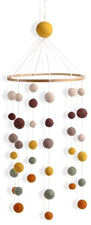 Gry & Sif Mobile Baby aus Filz für das Babybett, den Laufstall oder Wickeltisch, Babyzimmer Deko, Erstausstattung Neugeborene, Handmade, Fairtrade, ⌀ 20 cm, Länge 55 cm | Pastellfarbene Filzkugeln