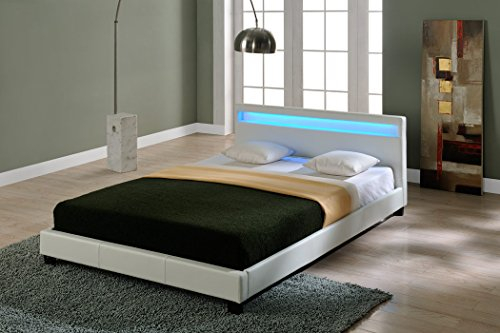 Corium LED Polsterbett Paris Bettgestell mit LED Beleuchtung Doppelbett aus Kunstleder Lattenrost & gepolstertes Kopfteil Ehebett 140x200cm Weiß