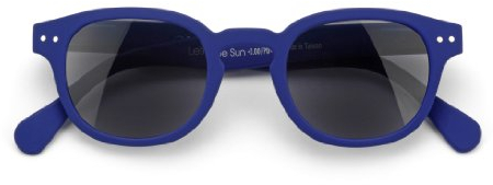 IZIPIZI Shape C Sonnenbrille aus Kunststoff in der Farbe Navy Blue Soft Grey Lenses, Maße: 14,3cm x 14,3cm x 4,5cm, SLMSCC03_00