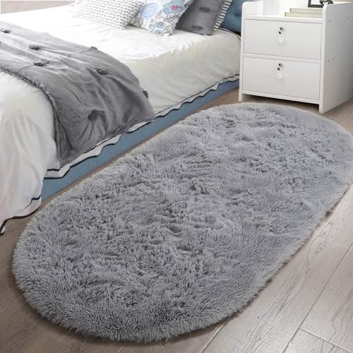 LOCHAS Bedroom Rug 2.6' x 5.3', Grey Fluffy Shaggy Area Rug for Kids Room
