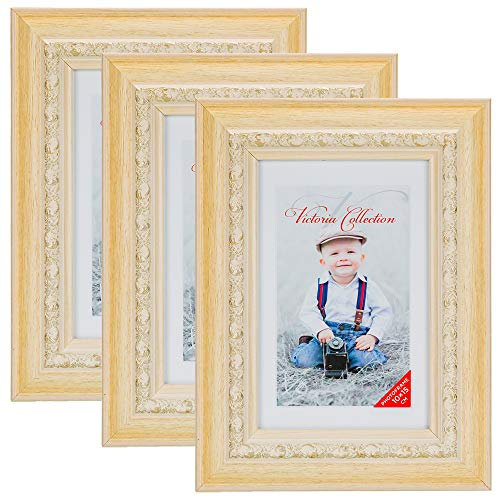 Barock Bilderrahmen 3er Set für 10x15 cm Fotos - Vintage Fotorahmen in Beige mit Echtem Glas für Schöne Momente | Freistehender Holzrahmen geeignet für Tisch- oder Wandmontage, Hoch- & Querformat
