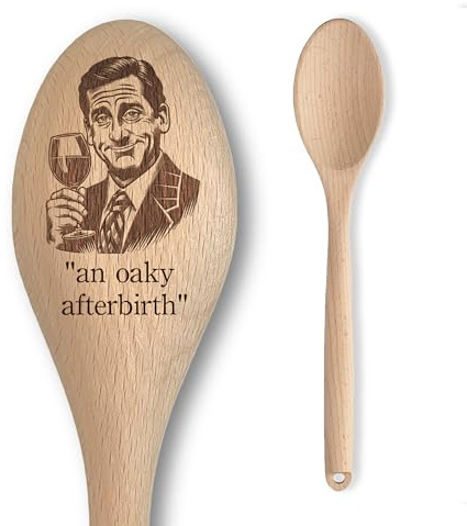 The Laser Factory Cucchiaio di legno ispirato a The Office Michael Scott - Iscrizione an Oaky Afterbirth - Divertente regalo di cucina per uomini e donne - Articolo non ufficiale per i fan (una plac